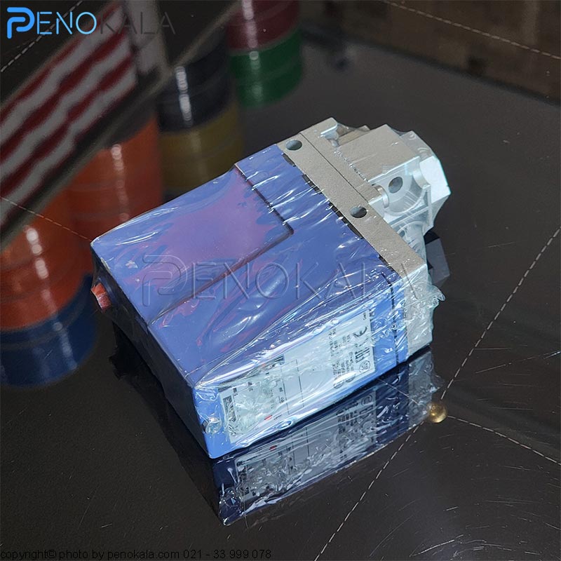 Pressure-switch-model-XMLA070N2S12-