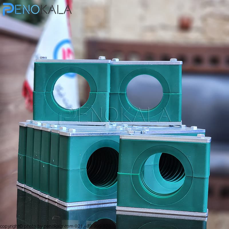 Hydraulic pipe clamp